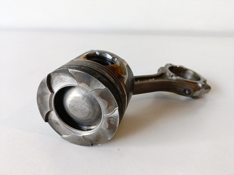 Recambio de piston para mitsubishi asx (ga0w) 4n13 referencia OEM IAM   