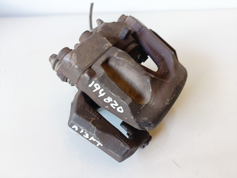 Recambio de pinza de freno delantera derecha para mercedes-benz clase e (bm 212) lim. 642852 referencia OEM IAM   
