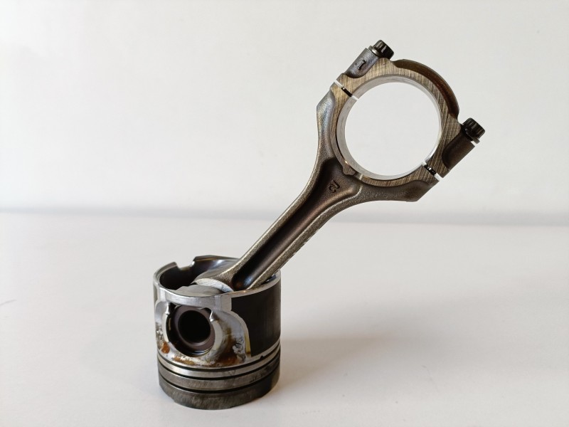Recambio de piston para mitsubishi asx (ga0w) 4n13 referencia OEM IAM   