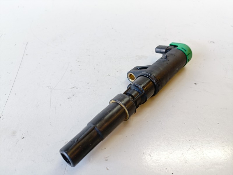 Recambio de bobina encendido para renault megane ii berlina 5p k4j730 referencia OEM IAM 216031219  