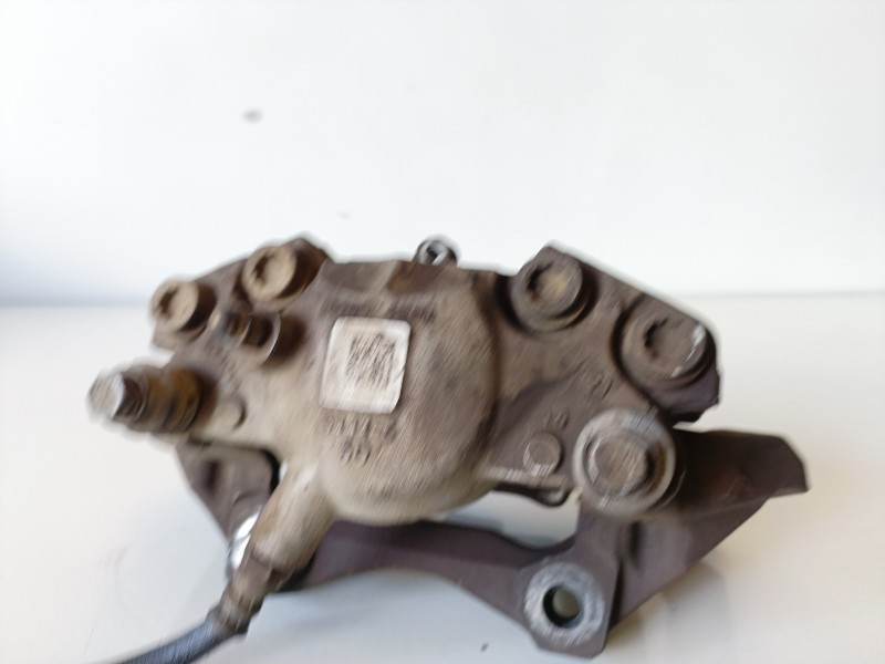 Recambio de pinza de freno delantera derecha para mercedes-benz clase e (bm 212) lim. 642852 referencia OEM IAM   