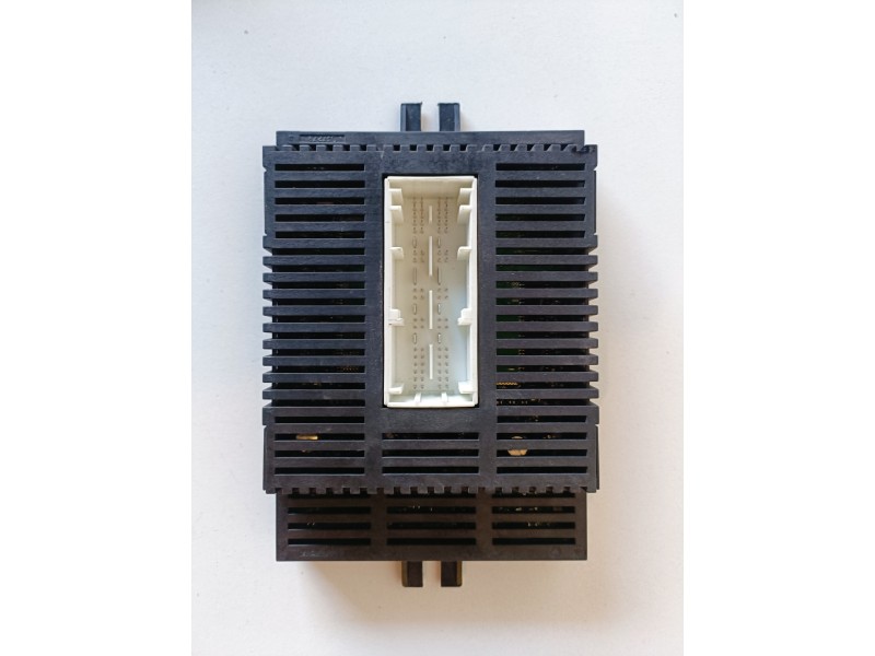 Recambio de modulo electronico para bmw serie 5 berlina (e60) n52b25a referencia OEM IAM 6983538  