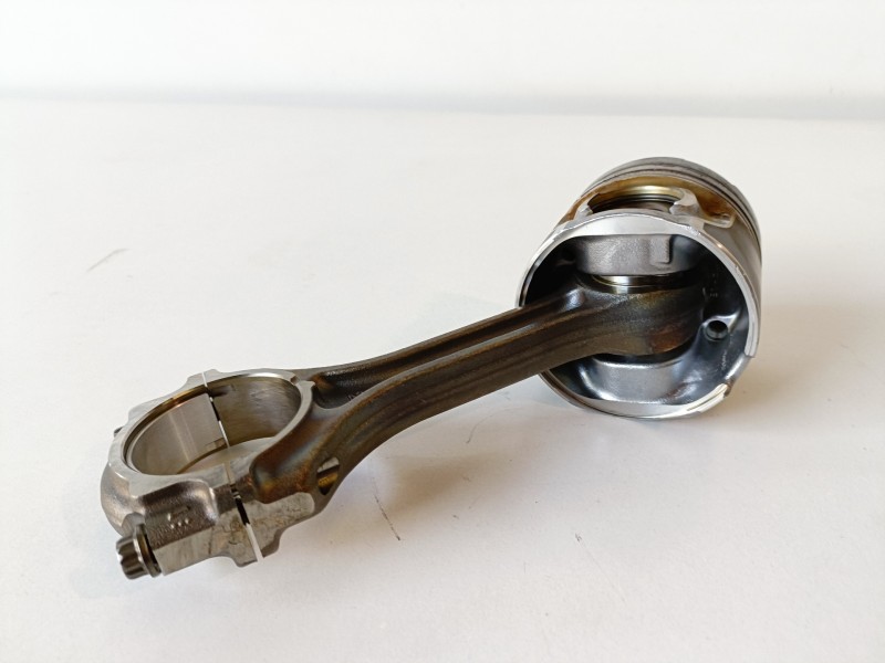Recambio de piston para mitsubishi asx (ga0w) 4n13 referencia OEM IAM   
