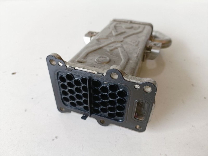 Recambio de enfriador egr para volkswagen passat cc (357) cffb referencia OEM IAM 03L131512BL  
