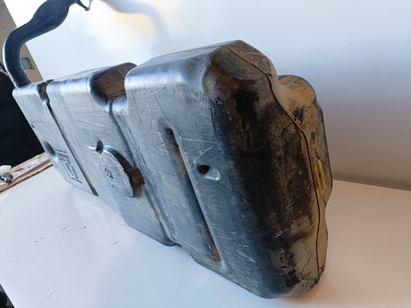 Recambio de deposito combustible para mercedes-benz vito kombi (639) 651940 referencia OEM IAM A639470  