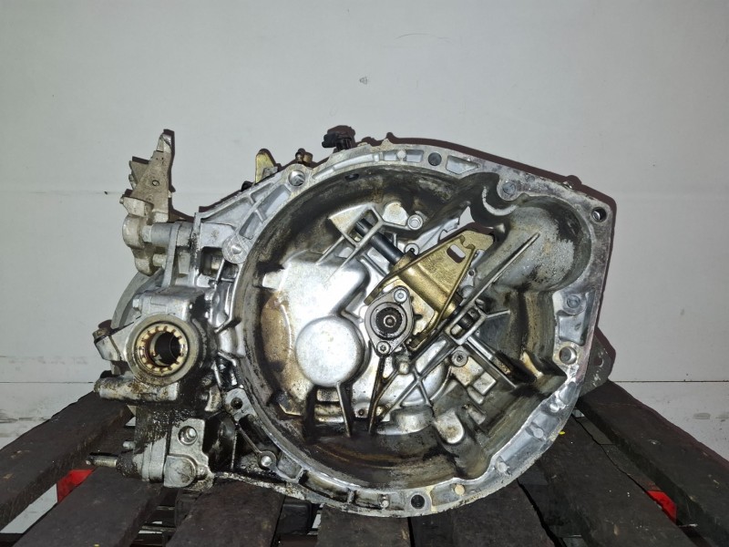 Recambio de caja cambios para citroen c5 break rhz referencia OEM IAM 20LM23  