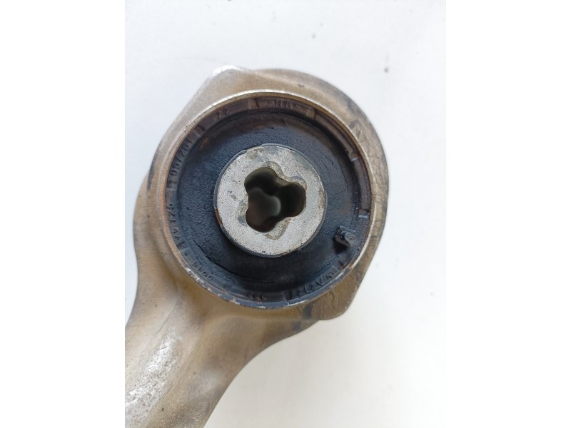 Recambio de brazo suspension delantero izquierdo para mercedes-benz clase e (bm 212) lim. 642852 referencia OEM IAM   