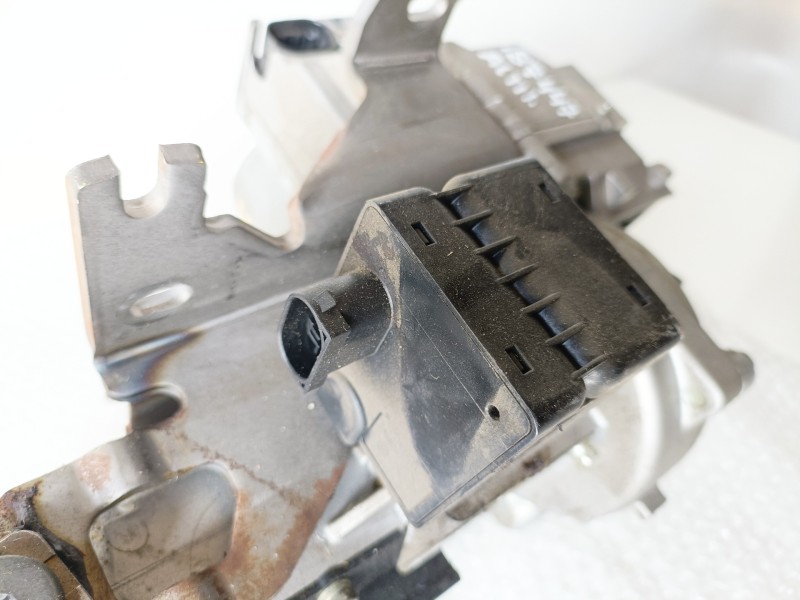 Recambio de columna direccion para renault scenic ii (jm) f9q816 referencia OEM IAM 8200741585  
