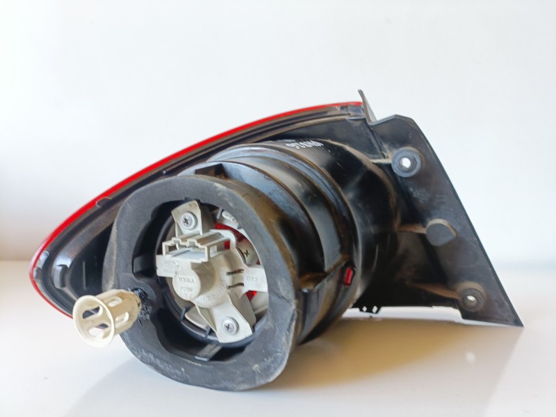 Recambio de piloto trasero derecho para seat toledo (5p2) bjb referencia OEM IAM   