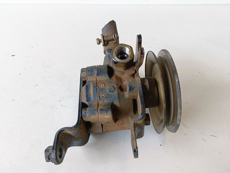 Recambio de bomba direccion para nissan almera (n15) cd20 referencia OEM IAM   