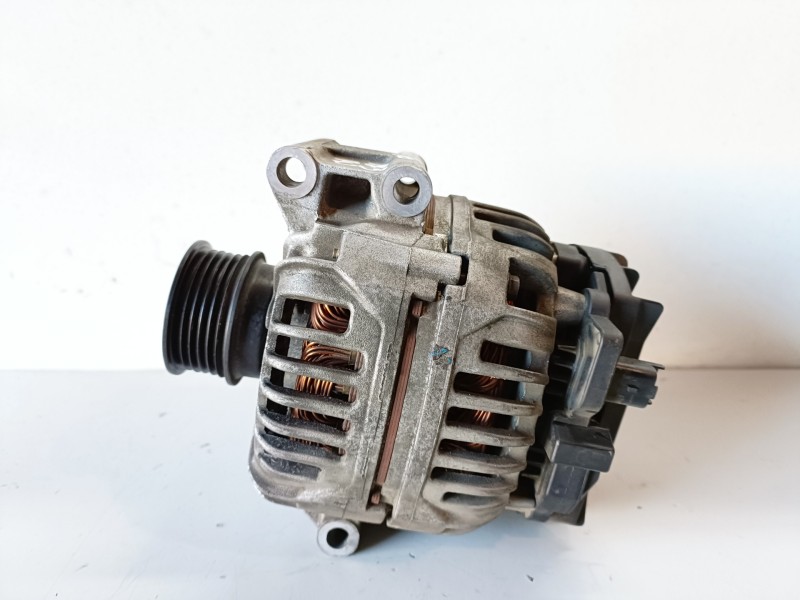 Recambio de alternador para renault scenic i (ja...) f4rc7 referencia OEM IAM 0124415007/7700421477  