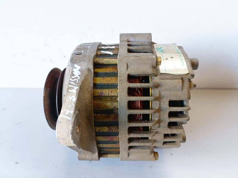 Recambio de alternador para nissan terrano (wd21) vg30e referencia OEM IAM   