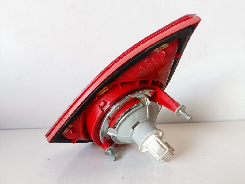 Recambio de piloto trasero derecho para volkswagen golf v (1k1)(10.2003) bag referencia OEM IAM 1K6945094G  