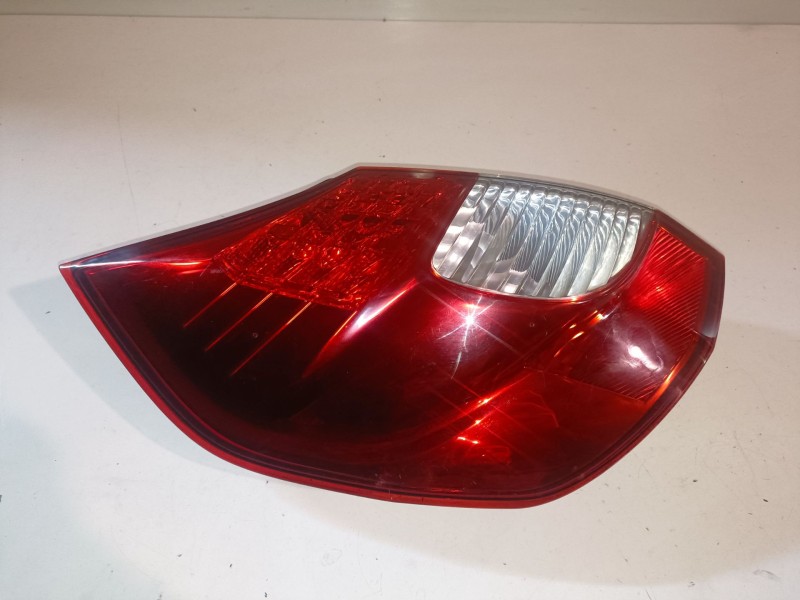 Recambio de piloto trasero izquierdo para renault scenic ii (jm) f9q816 referencia OEM IAM   