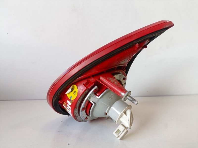 Recambio de piloto trasero izquierdo para volkswagen golf v (1k1)(10.2003) bag referencia OEM IAM 1K6945093G  