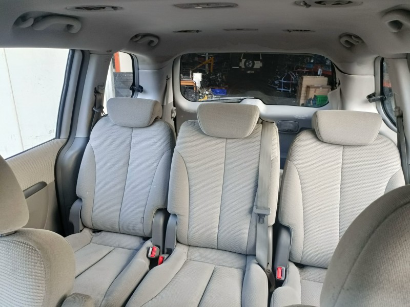 kia carnival del año 2006