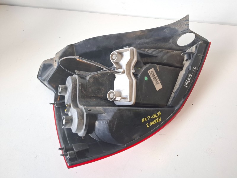 Recambio de piloto trasero derecho para renault megane ii berlina 5p k9k722 referencia OEM IAM 8200073237B  