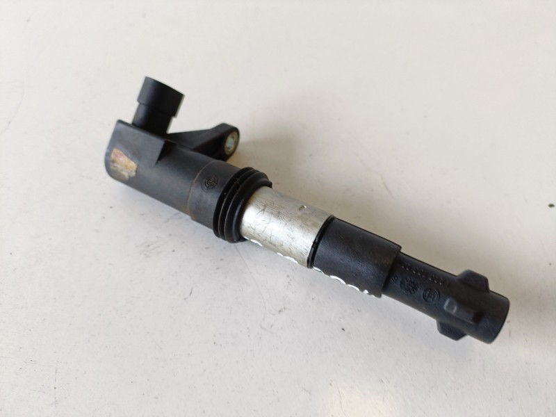 Recambio de bobina encendido para fiat stilo (192) 192a2000 referencia OEM IAM 0221504460  