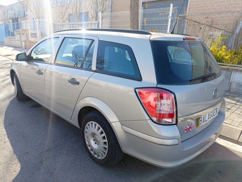 opel astra h caravan del año 2009