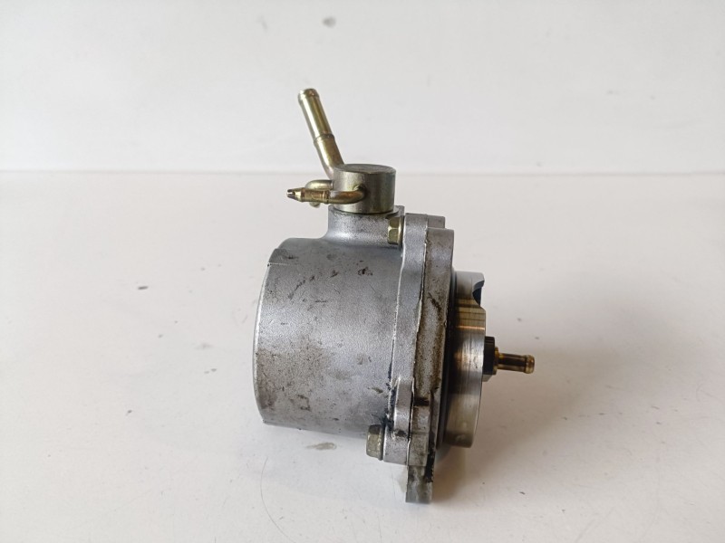 Recambio de depresor freno / bomba vacio para mazda 6 berlina (gg) rf referencia OEM IAM X2T58172  