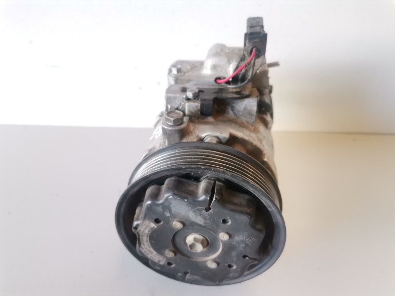 Recambio de compresor aire acondicionado para volkswagen polo iv (9n1) azq referencia OEM IAM 6Q0820803G  