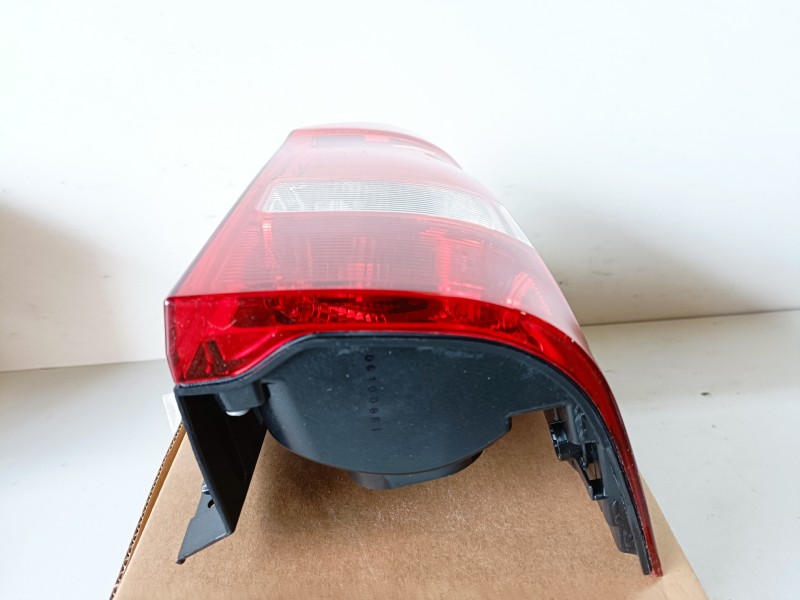Recambio de piloto trasero derecho para mercedes-benz vito tourer (447) 651 referencia OEM IAM   