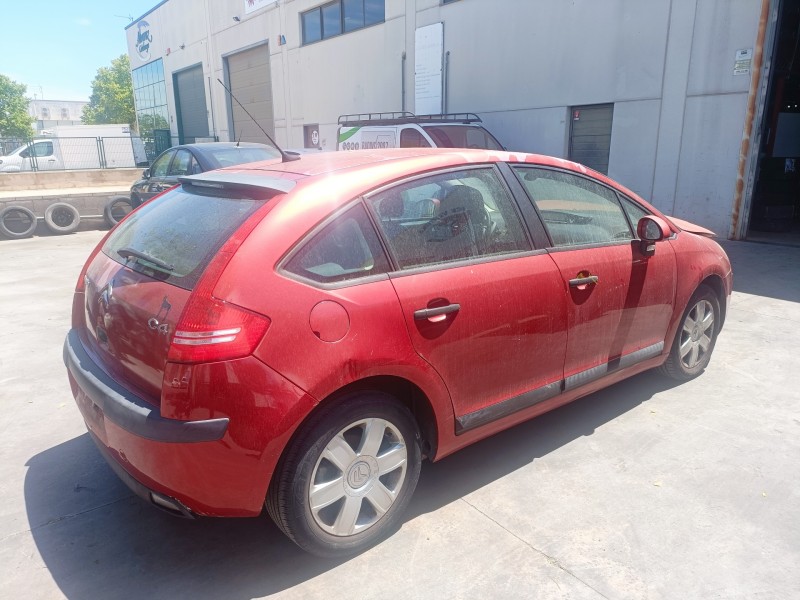 citroen c4 berlina del año 2006