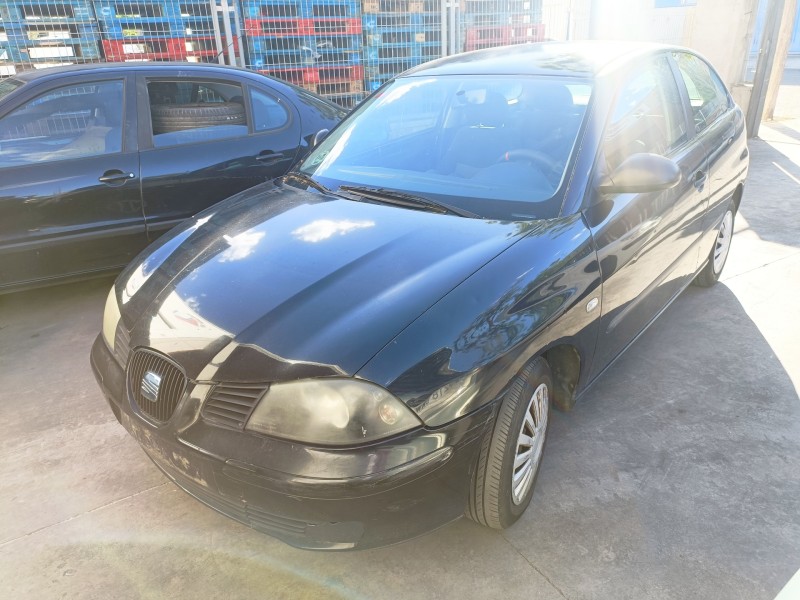seat ibiza (6l1) del año 2003