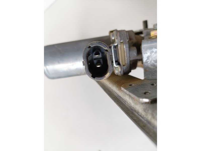 Recambio de elevalunas delantero izquierdo para renault trafic ii furgón g9u730 referencia OEM IAM 7700311820F  