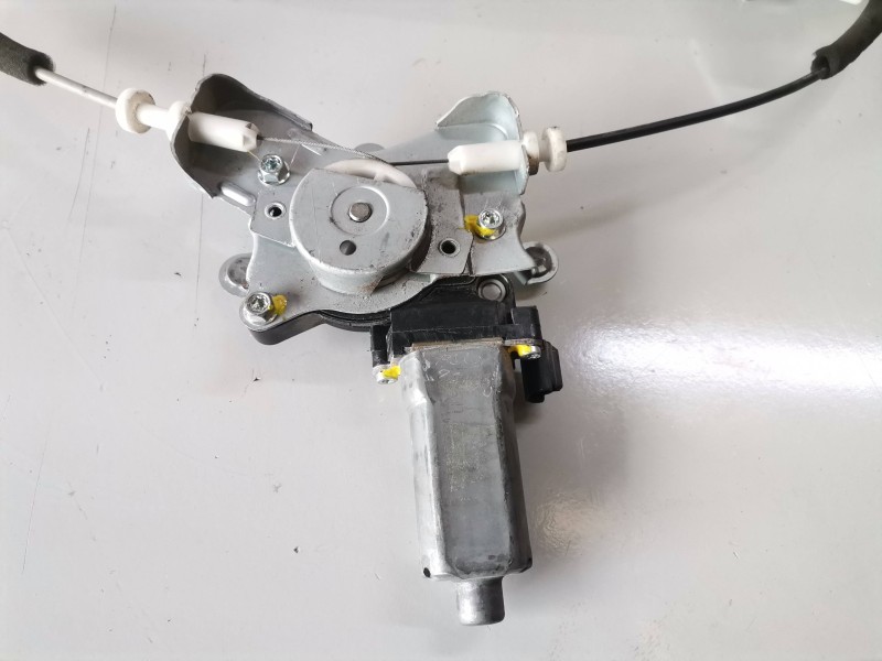 Recambio de elevalunas delantero derecho para ssangyong rodius d27dt referencia OEM IAM   