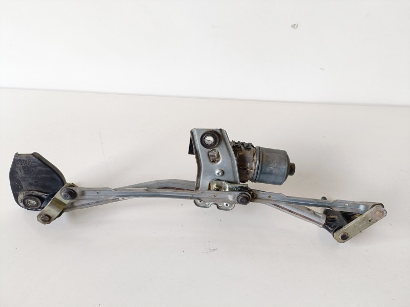 Recambio de motor limpia delantero para opel astra h caravan z17dth referencia OEM IAM 0390241553  