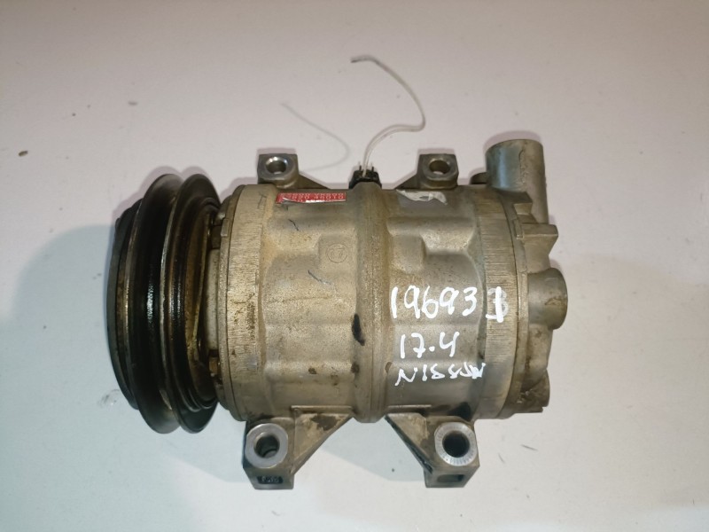 Recambio de compresor aire acondicionado para nissan pickup (d22) yd25 referencia OEM IAM 23100VK010  