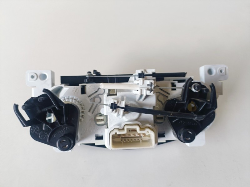 Recambio de mando climatizador para dacia sandero ii h4b400 referencia OEM IAM   