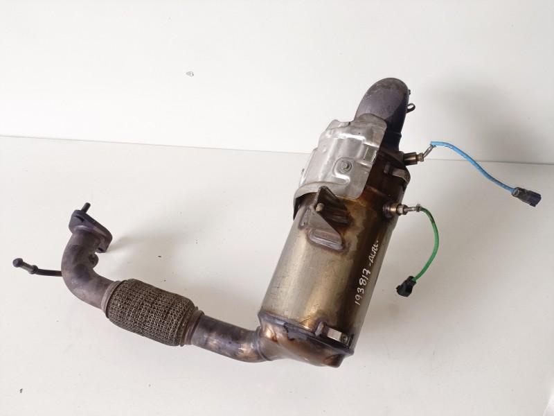 Recambio de catalizador para ford fiesta (cb1) tzja referencia OEM IAM AV215H270LB  