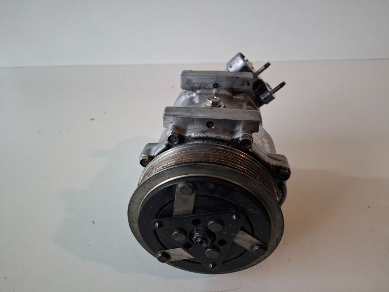 Recambio de compresor aire acondicionado para citroen jumpy 9hu referencia OEM IAM 9686061780  