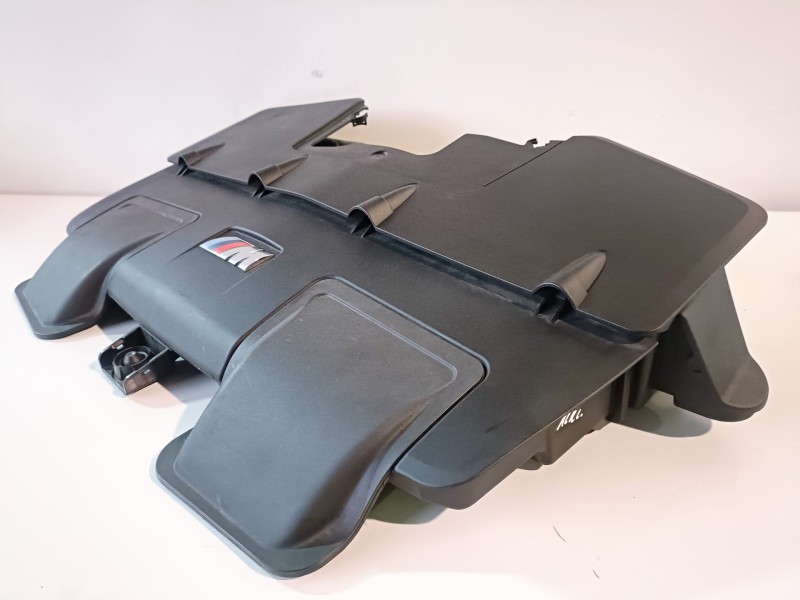 Recambio de filtro aire para bmw serie x6 (e71/72) s63b44a referencia OEM IAM 70359668  