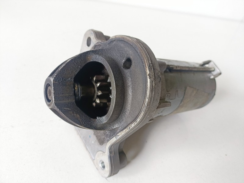 Recambio de motor arranque para ford fiesta (cb1) tzja referencia OEM IAM 8V2111000AE  