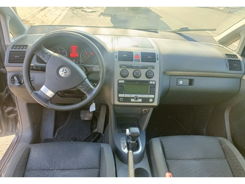 volkswagen touran (1t2) del año 2009