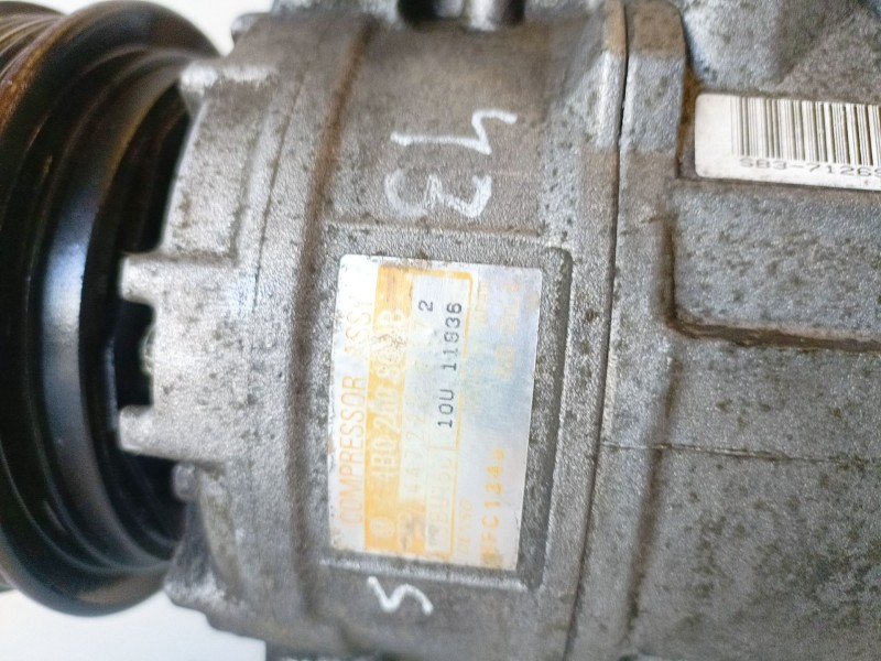 Recambio de compresor aire acondicionado para audi a6 berlina (4b2) ajk referencia OEM IAM 4B0260805B  