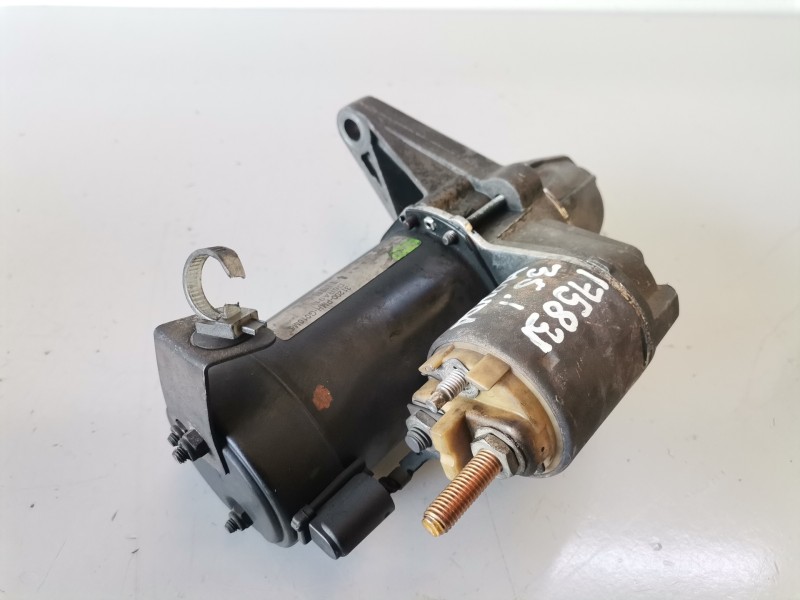 Recambio de motor arranque para honda civic 5 puertas (eu7/8) d16v1 referencia OEM IAM D6RA91  