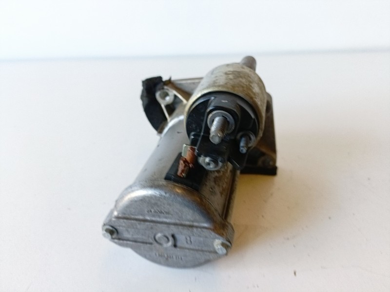 Recambio de motor arranque para nissan x-trail (t32) r9m414 referencia OEM IAM 233003131R  