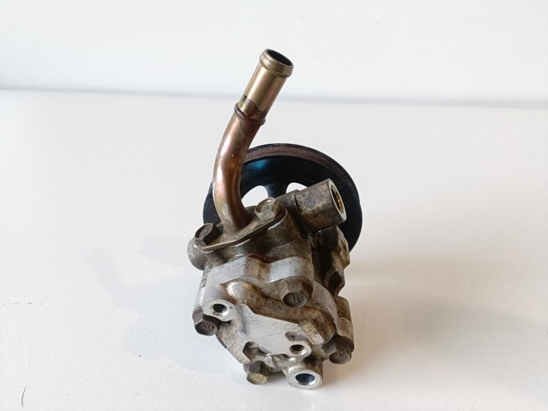 Recambio de bomba direccion para nissan pickup (d22) yd25ddti referencia OEM IAM 3X174051  