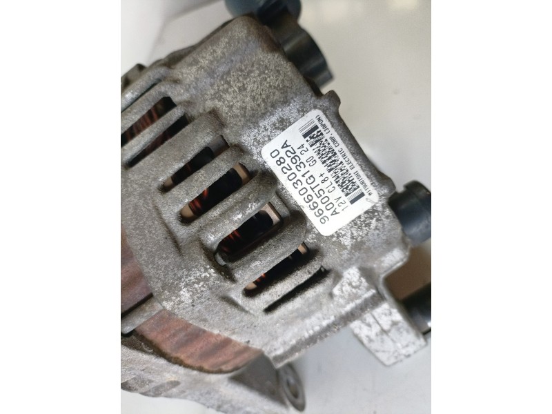 Recambio de alternador para citroen c3 hfv referencia OEM IAM 9666030280  