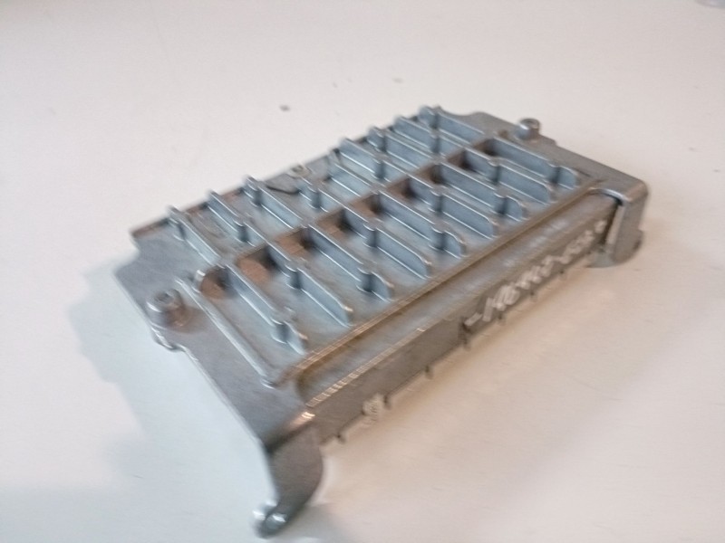 Recambio de modulo electronico para audi a4 berlina (8k2) caga referencia OEM IAM 8T0035462  