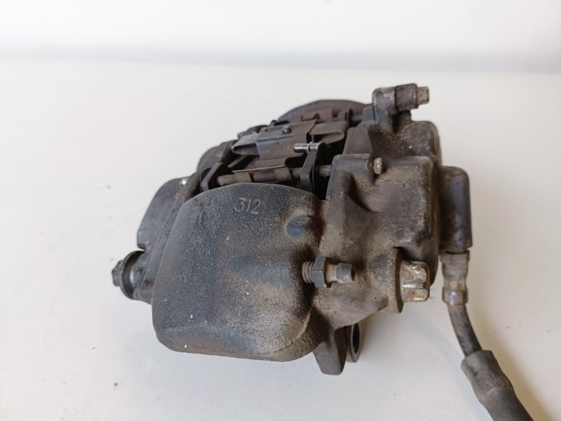 Recambio de pinza de freno delantera derecha para mercedes-benz cls (bm 219) 642920 referencia OEM IAM   