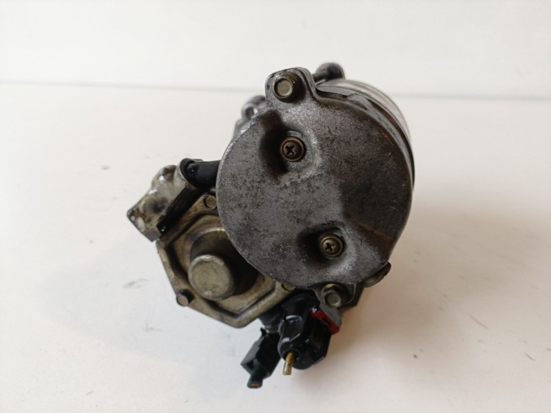 Recambio de motor arranque para chrysler voyager (rg) gr03.3l referencia OEM IAM 04686045AC  