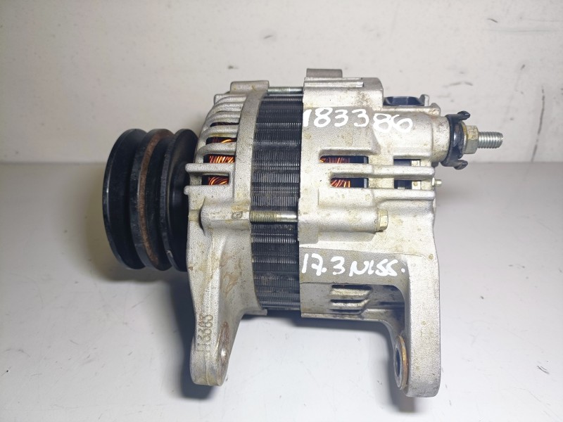 Recambio de alternador para nissan navara pickup (d40m) td25 referencia OEM IAM 113383  