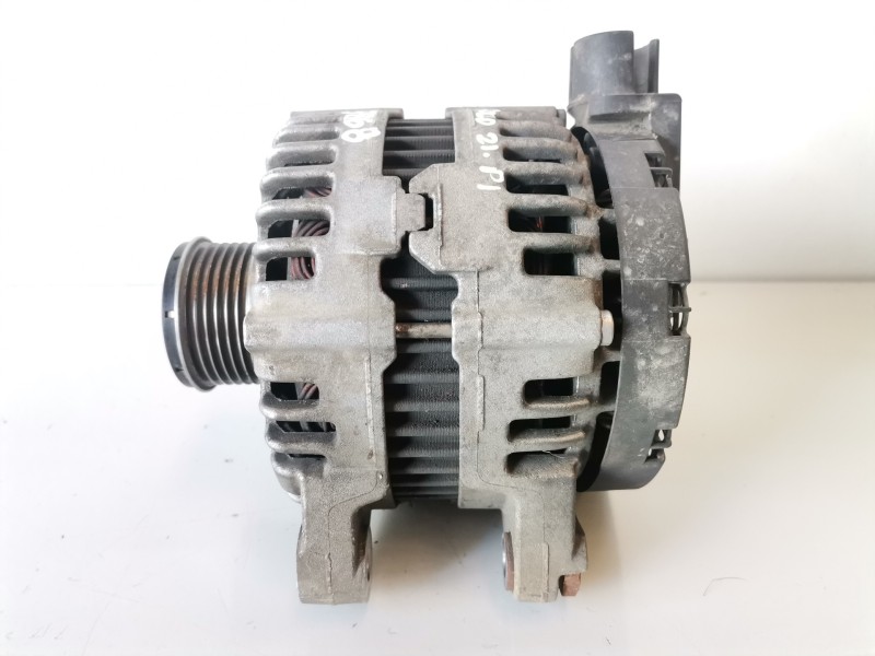 Recambio de alternador para ford mondeo berlina (ca2) qxba referencia OEM IAM 6G9N10300ADB/0121615021  