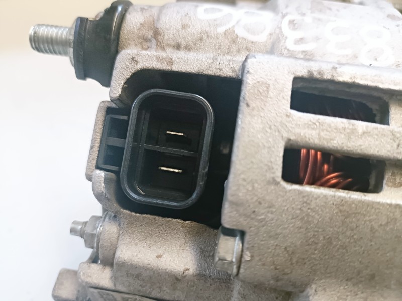 Recambio de alternador para nissan navara pickup (d40m) td25 referencia OEM IAM 113383  