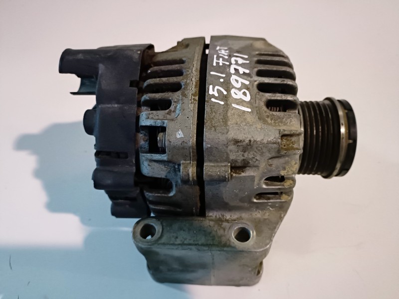 Recambio de alternador para fiat grande punto (199) 199a2000 referencia OEM IAM 46823547  